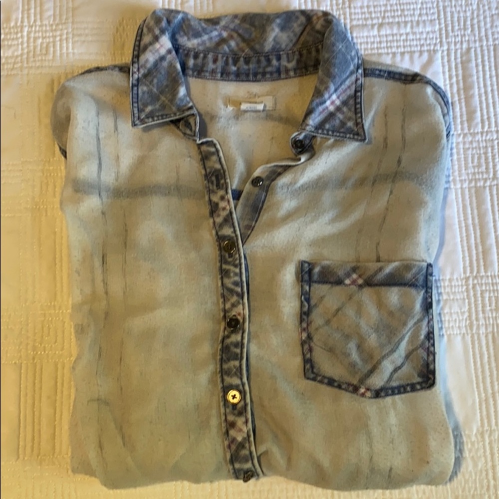 Worn / faded Button top